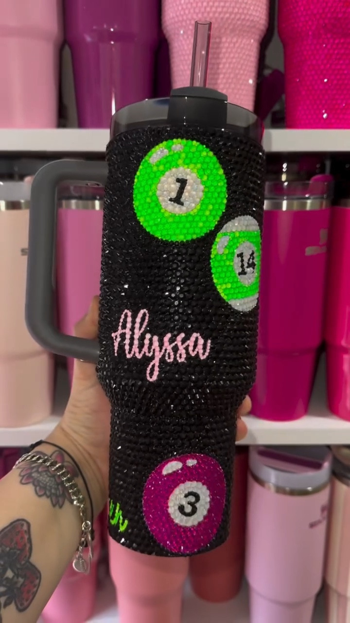 The perfect tumbler for a billiards player 

Everything used is linked on my bio. 

#billiards #pinkgirl #girly #customtumblers #explore