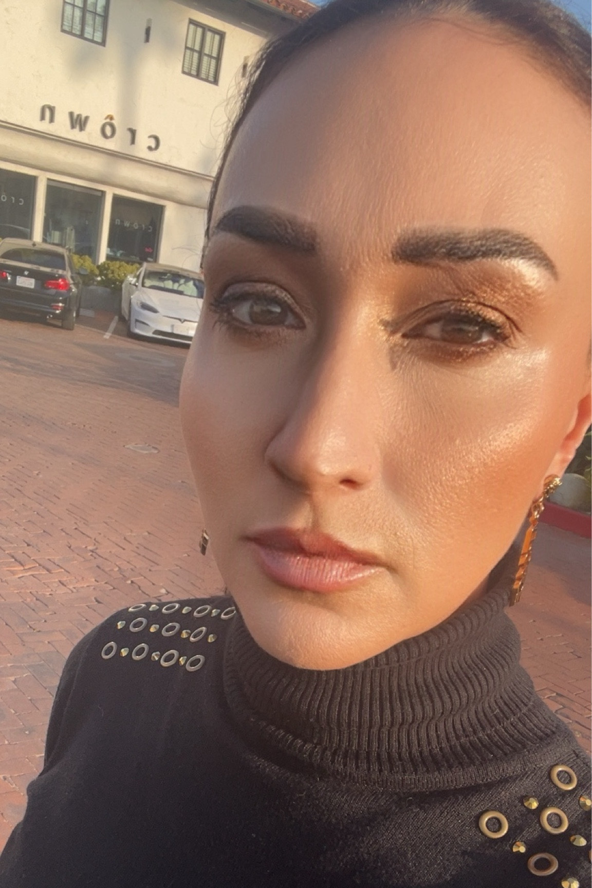 A night out to dinner in some simple black and gold ensemble.

#LTKFindsUnder100 #LTKOver40 #LTKStyleTip