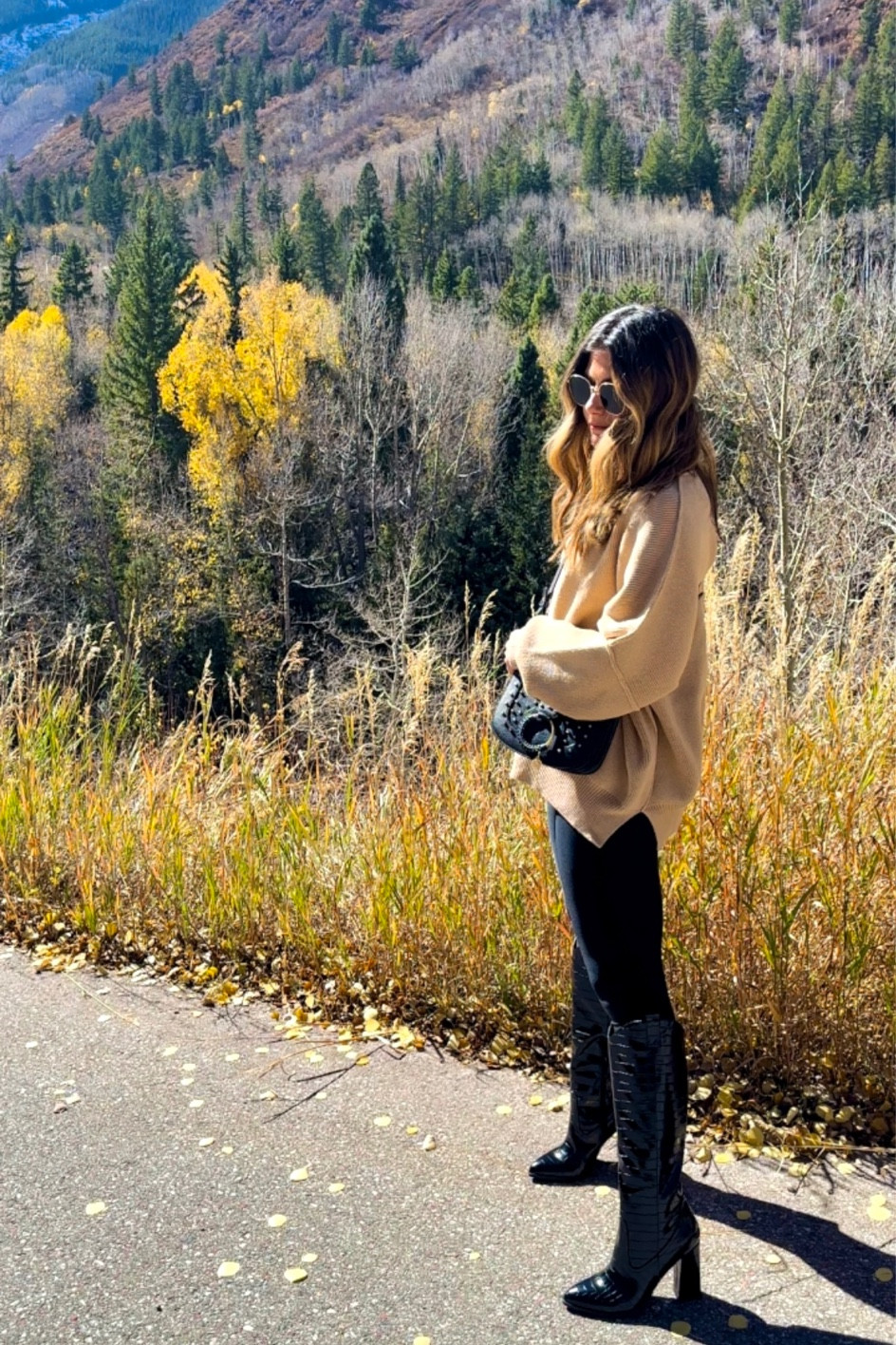 Loving this oversized sweater from Vici! 

#LTKSeasonal #LTKworkwear #LTKfindsunder100