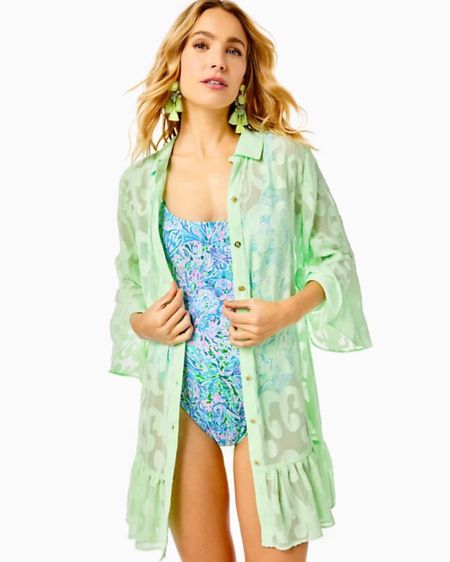 lilly pulitzer, lilly, lilly sale, sale, lilly pulitzer sale, 30% off, spring, summer, vacation, florida, palm beach, summer style, summer outfits, resort, resort wear, ootd, print, pattern, jacinta devlin, styledbyjacinta, mother's day, gift, gifts, gift guide, swim, swim cover up, beach, pool, 
earrings, chandelier earrings, white, gold, statement earrings, summer earrings

