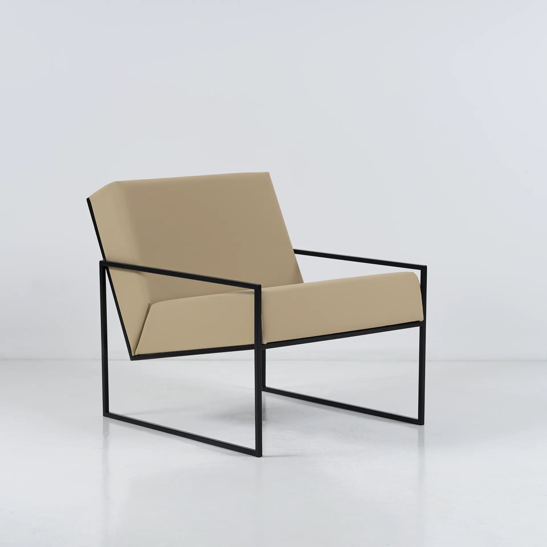 Kent Lounge chair | By Crea US