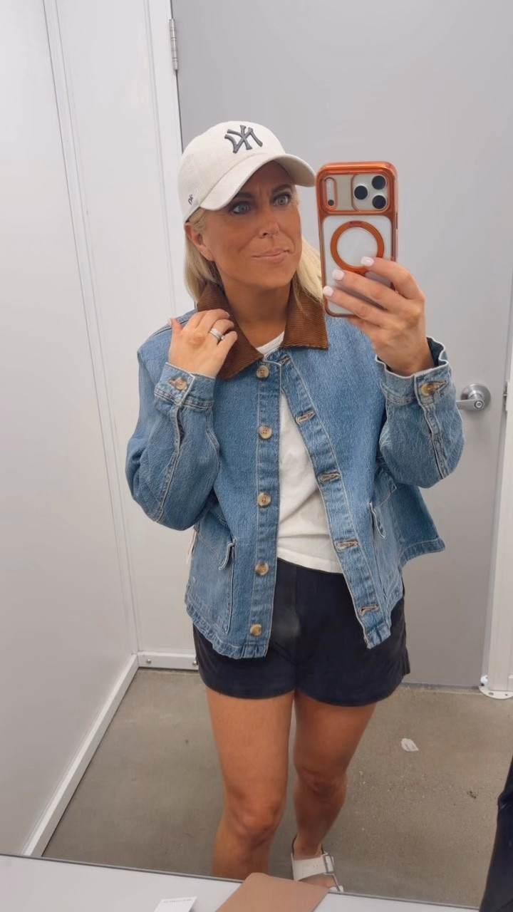I’m loving this denim jacket for the fall season ahead!

#LTKootd