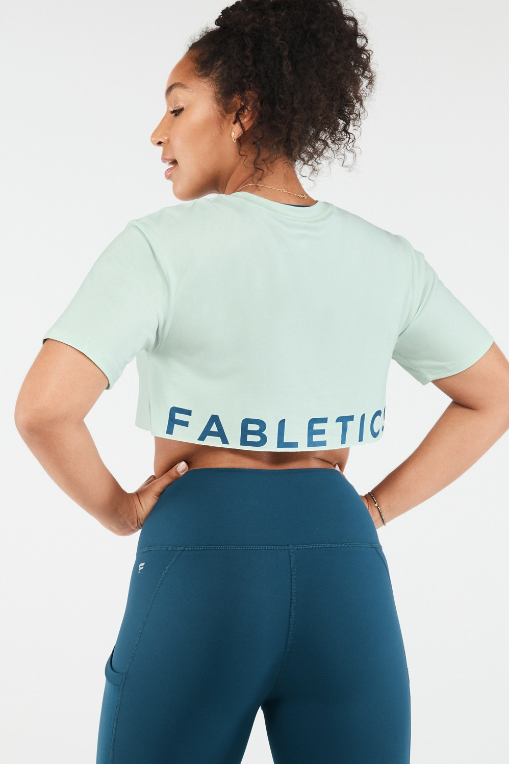 Blake Ultra Cropped Short-Sleeve Tee | Fabletics