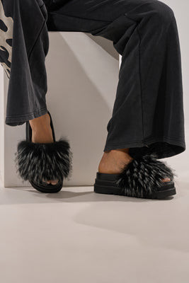 AKIRA Miray Multi Fur Slide | Black | Size 10 | AKIRA