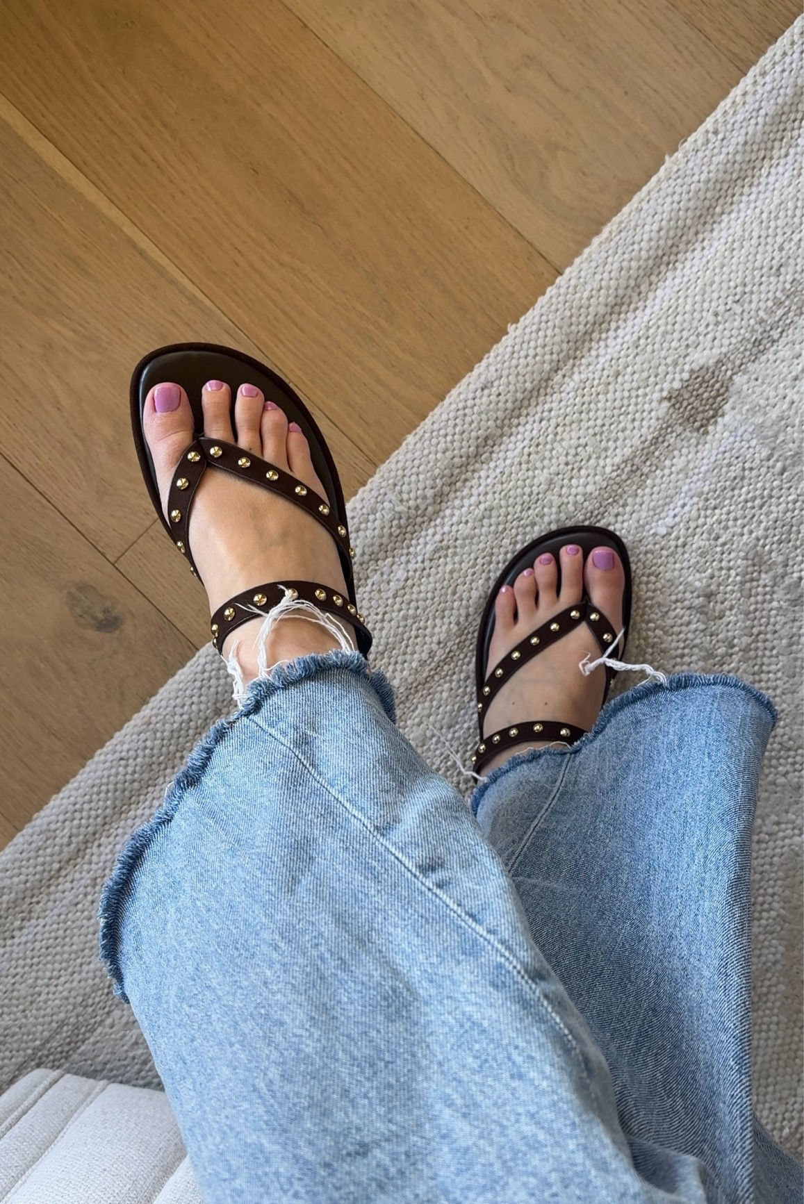 Obsessed with these Walmart studded flip flops! 🤎 

Walmart fashion, Walmart finds, Walmart shoes, women's fashion, fall transition outfits, sandals, fall ootd, affordable fashion

#LTKootd #LTKSeasonal