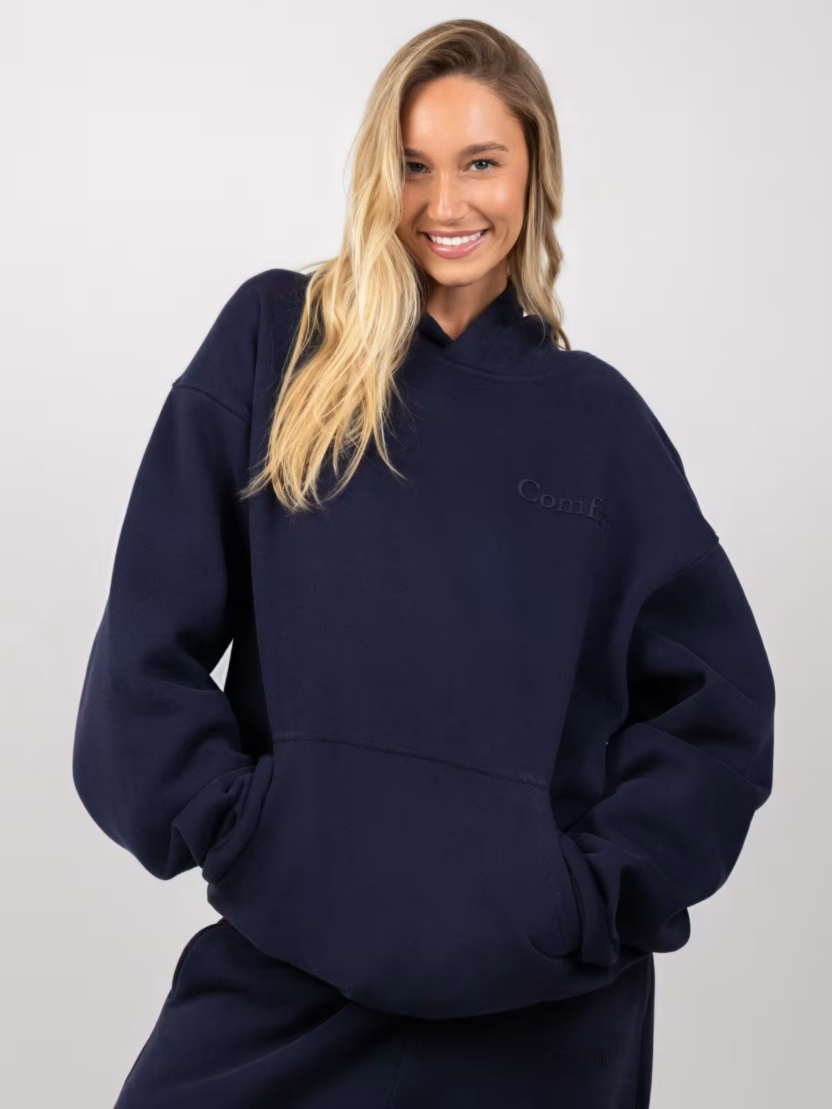 Minimalist Hoodie | Comfrt