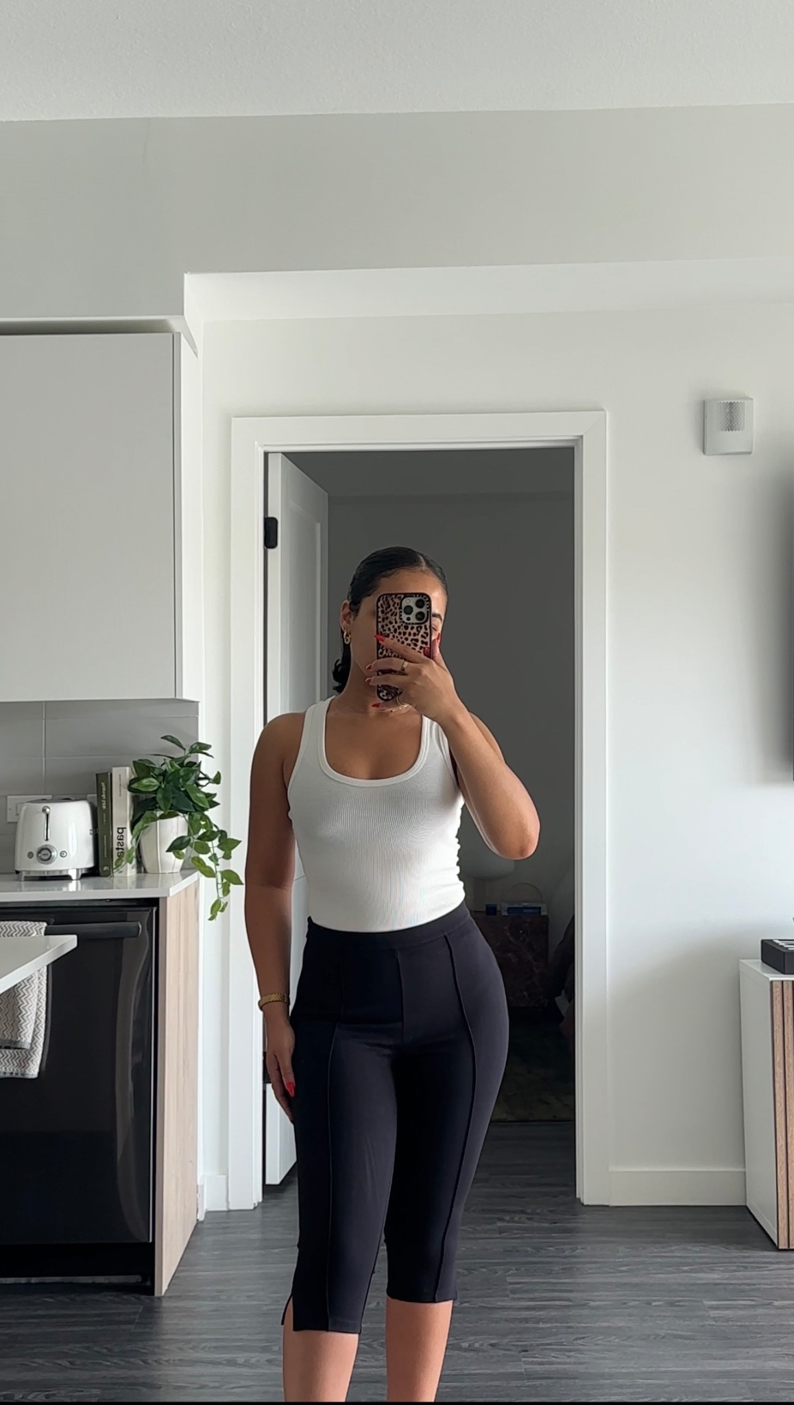 a little capri moment @ohpolly wearing size UK8/US4