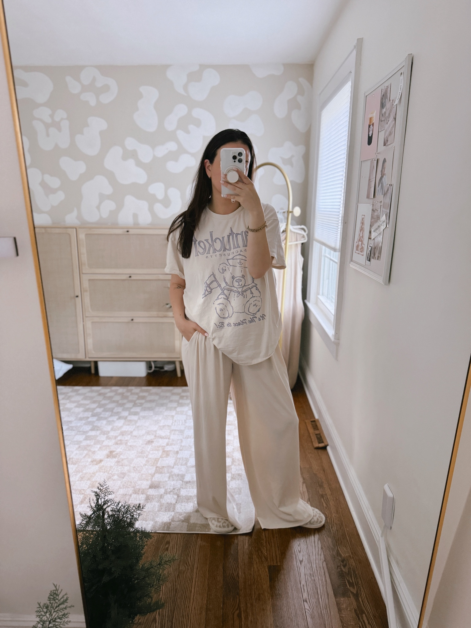 Wearing a large in the pants and tee

#LTKFindsUnder50 #LTKStyleTip #LTKMidsize