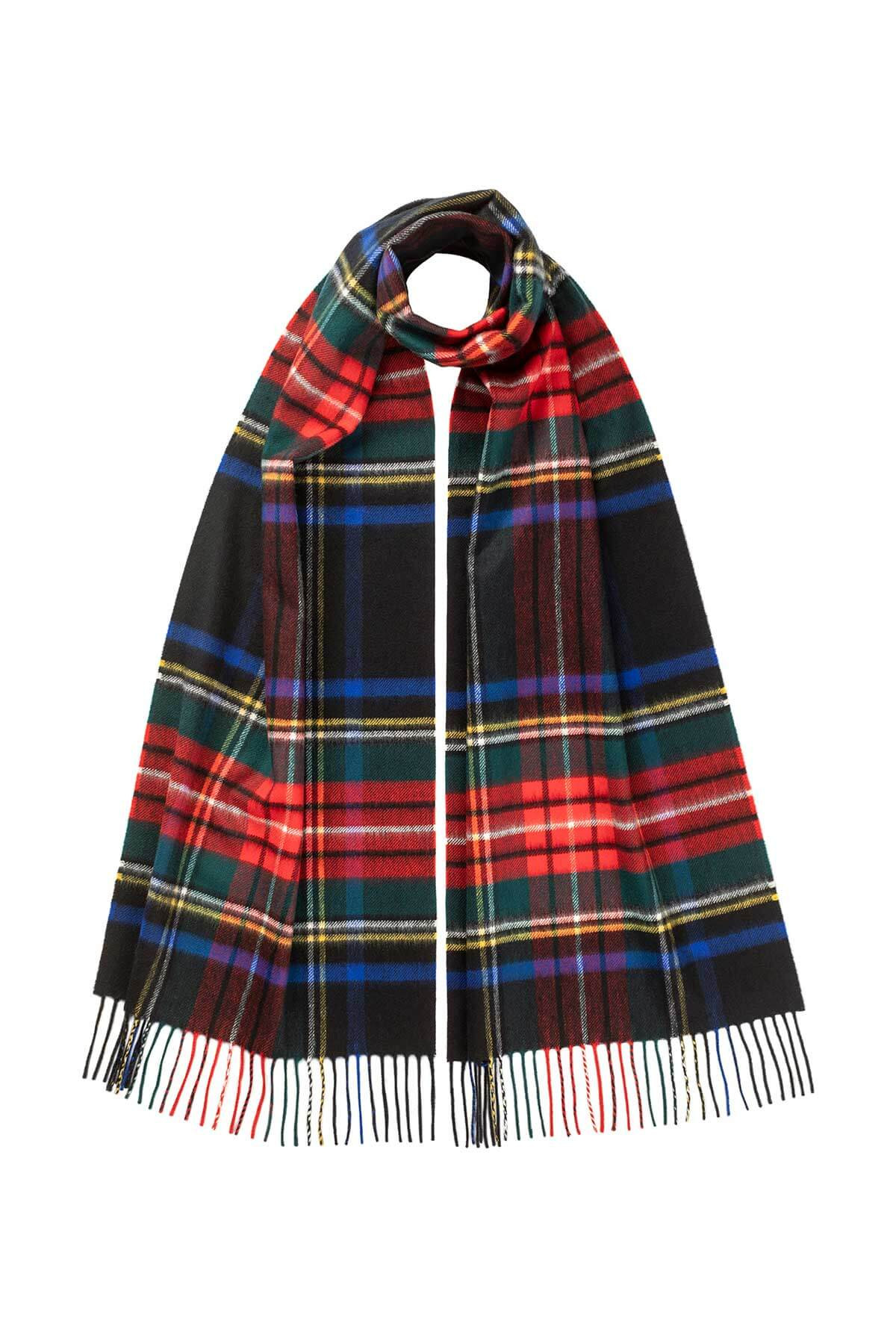 Black Stewart Merino Wool Scarf | Johnstons of Elgin