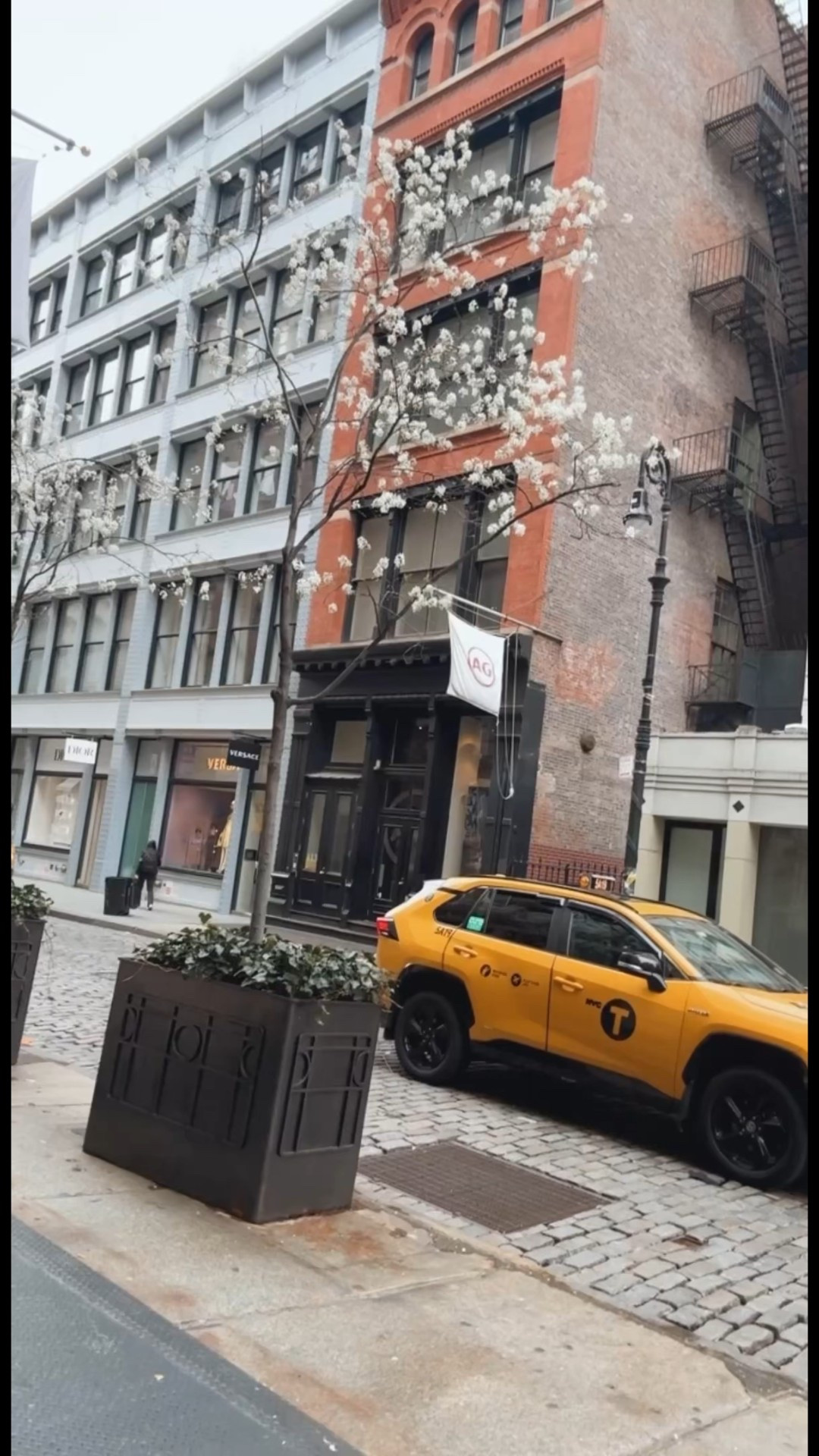 I planned a full NYC adventure… and it starts with coffee!☺️