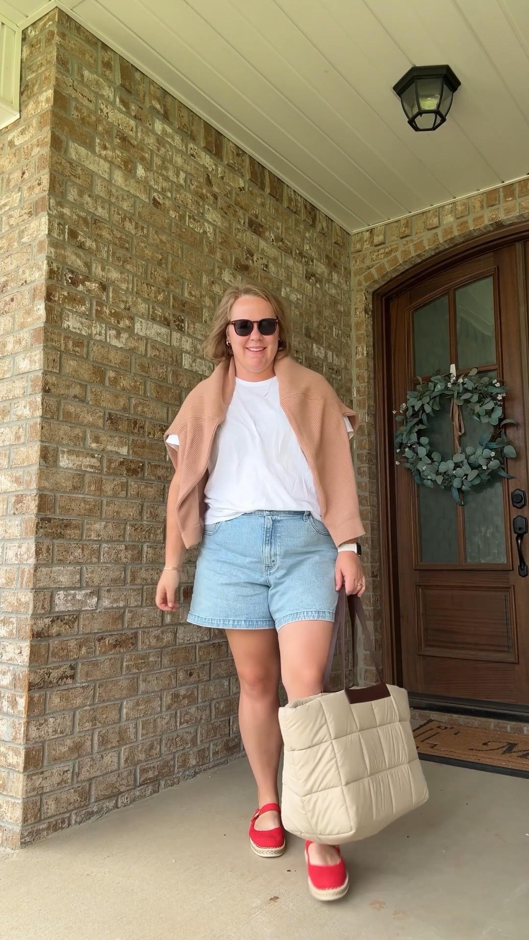 Classic summer style / 18 in shorts and XXL in top

#LTKMidsize #LTKSummerEdit #LTKFindsUnder50