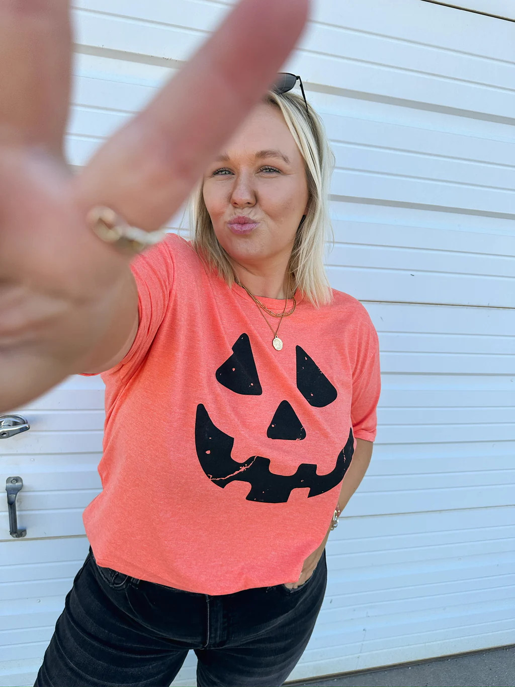 mrs. jacko graphic tee | Etta & East