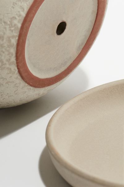 Terracotta Plant Pot & Saucer - Beige - Home All | H&M US | H&M (US + CA)