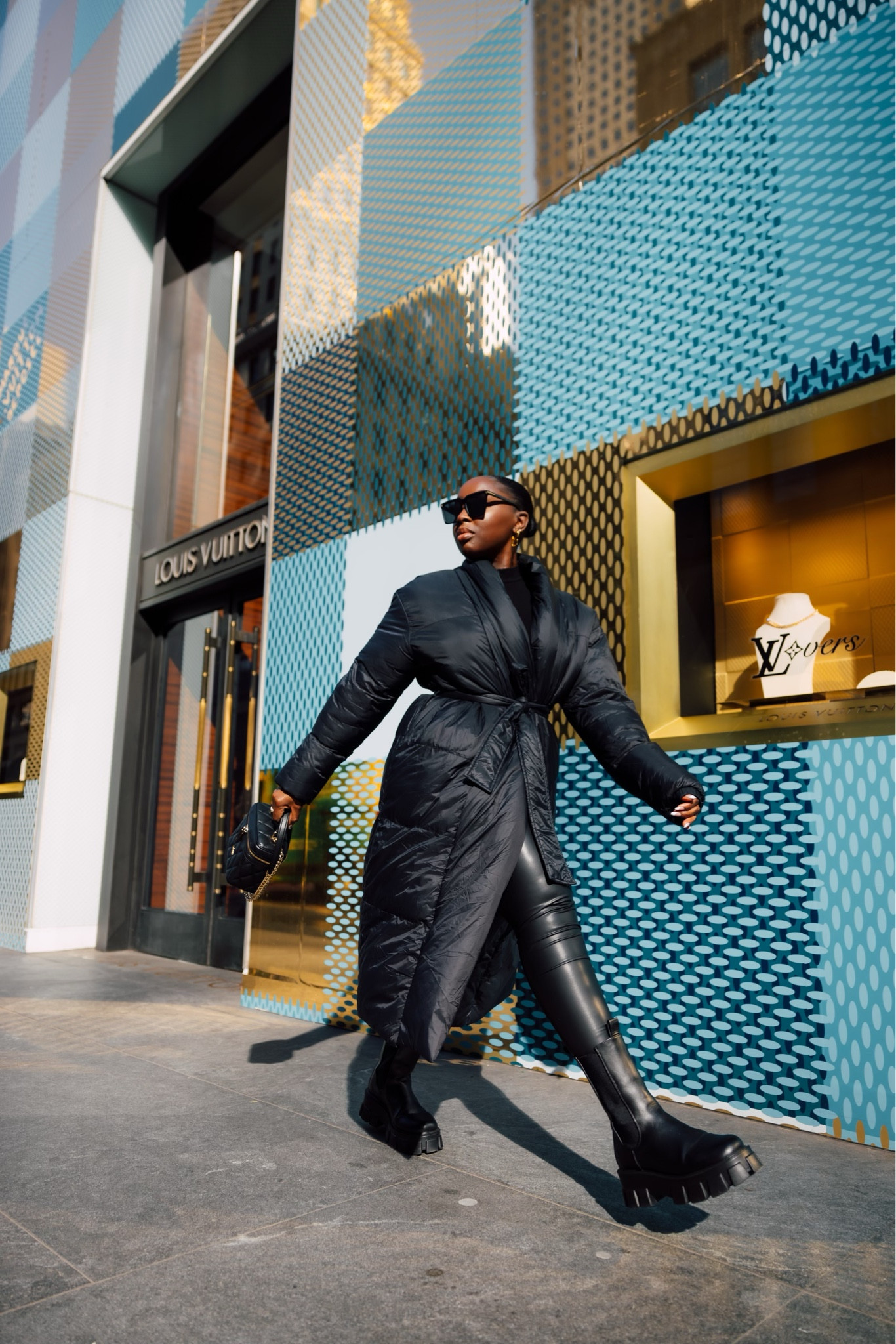 A moment for all black with the street fashion 🤌🏾✨

#LTKbeauty #LTKfindsunder100 #LTKstyletip