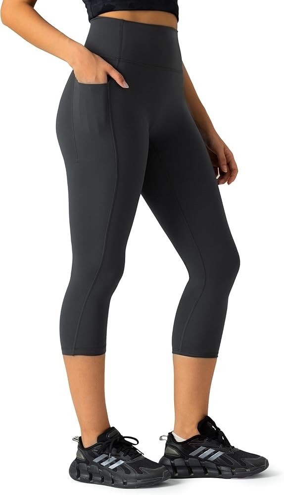 Colorfulkoala Dreamlux No Front Seam Capri Leggings with Pockets for Women - High Waisted 21" Buttery Soft Yoga Pants

#LTKActive