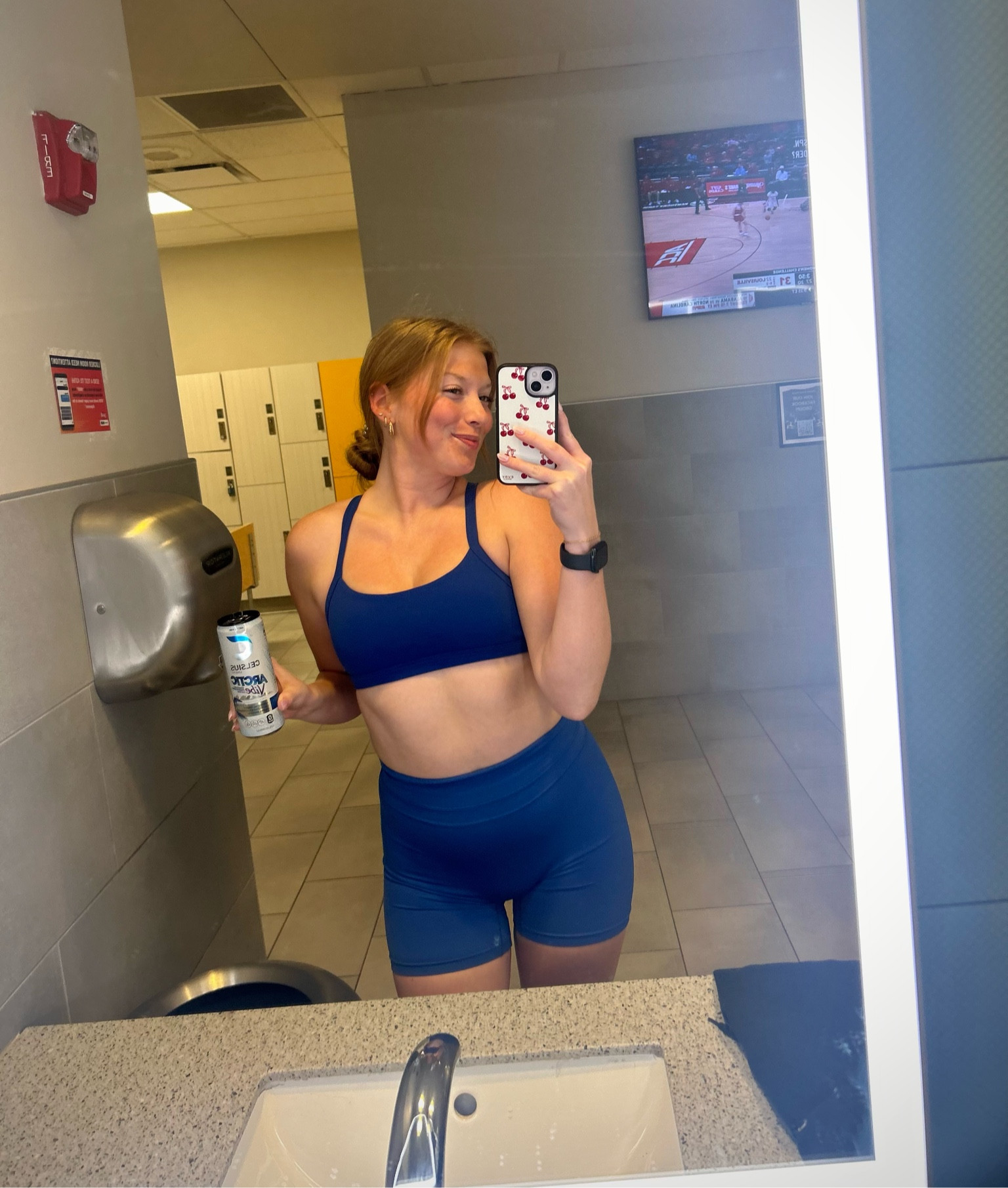 matching your Celsius to your workout set >>> 

#LTKFitness #LTKSaleAlert #LTKGiftGuide