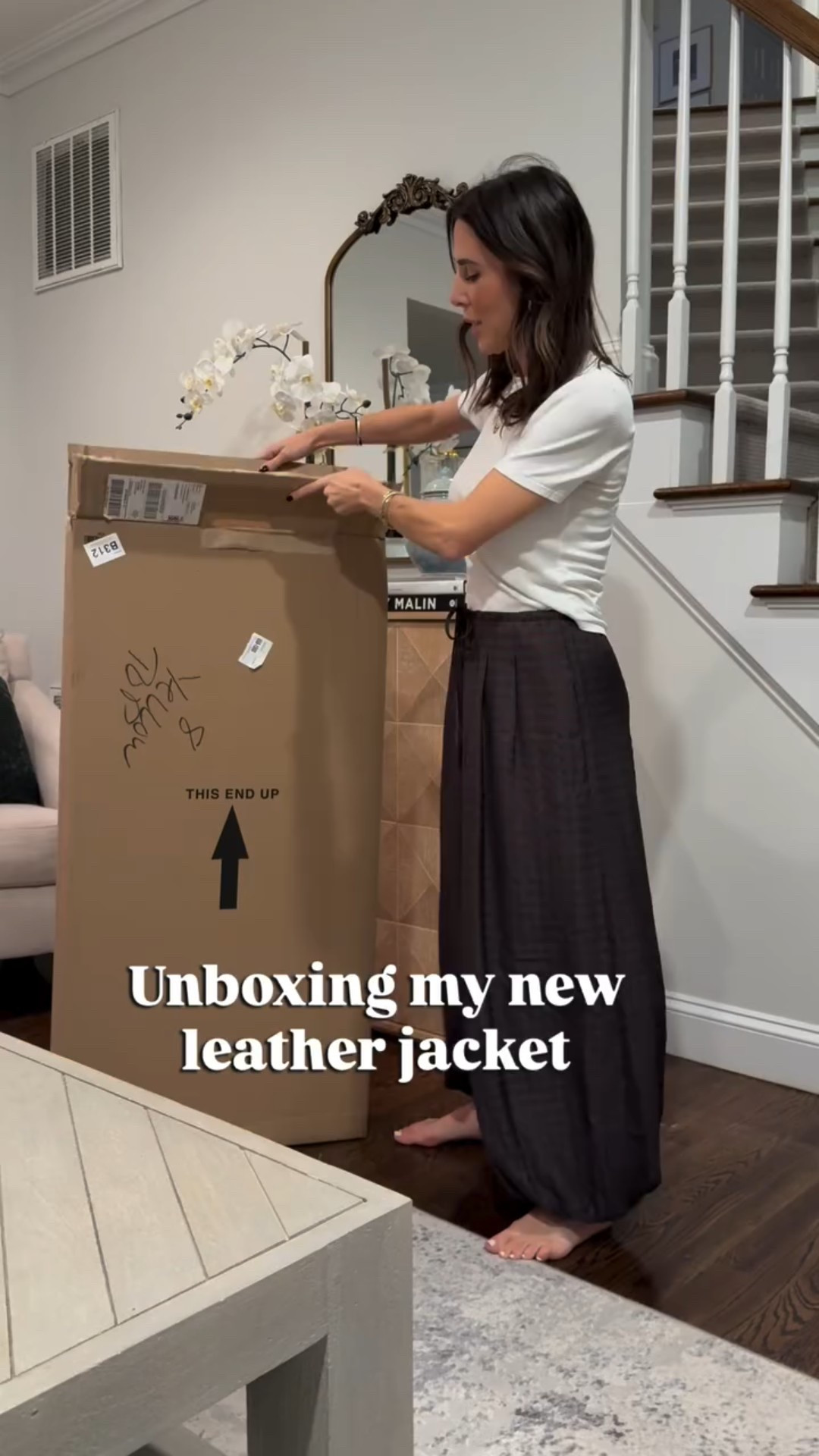 Not my typical unboxing, but I thought this packaging was so interesting, and me and my videographer had a little fun opening it last night!

Also, this is the leather jacket of my dreams! The fit is perfect! I got an XS. Comment SHOP for the link!

Jacket: @dunst_official