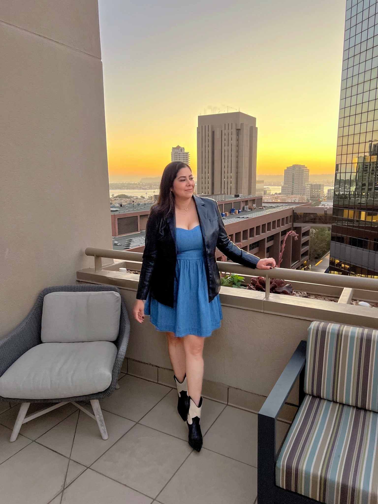 Denim short dress, fun date night outfit

#LTKOver40 #LTKMidsize #LTKootd