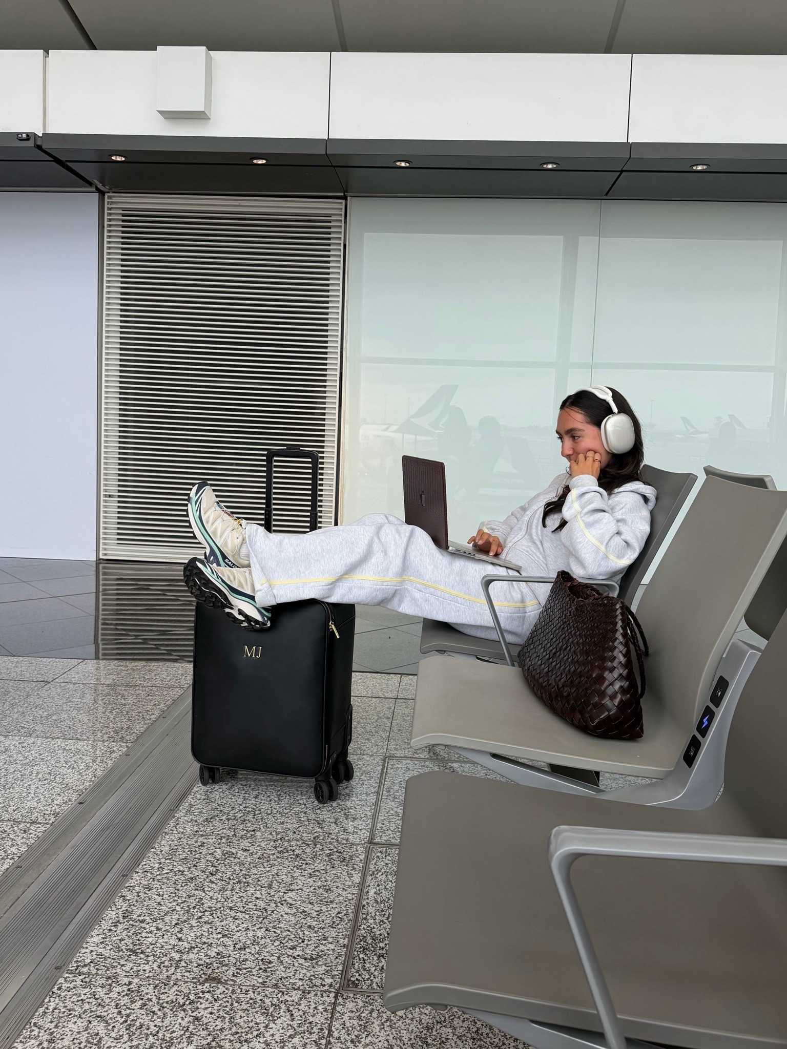 Airport outfit, travel outfit

#LTKtravel #LTKshoes #LTKstyletip