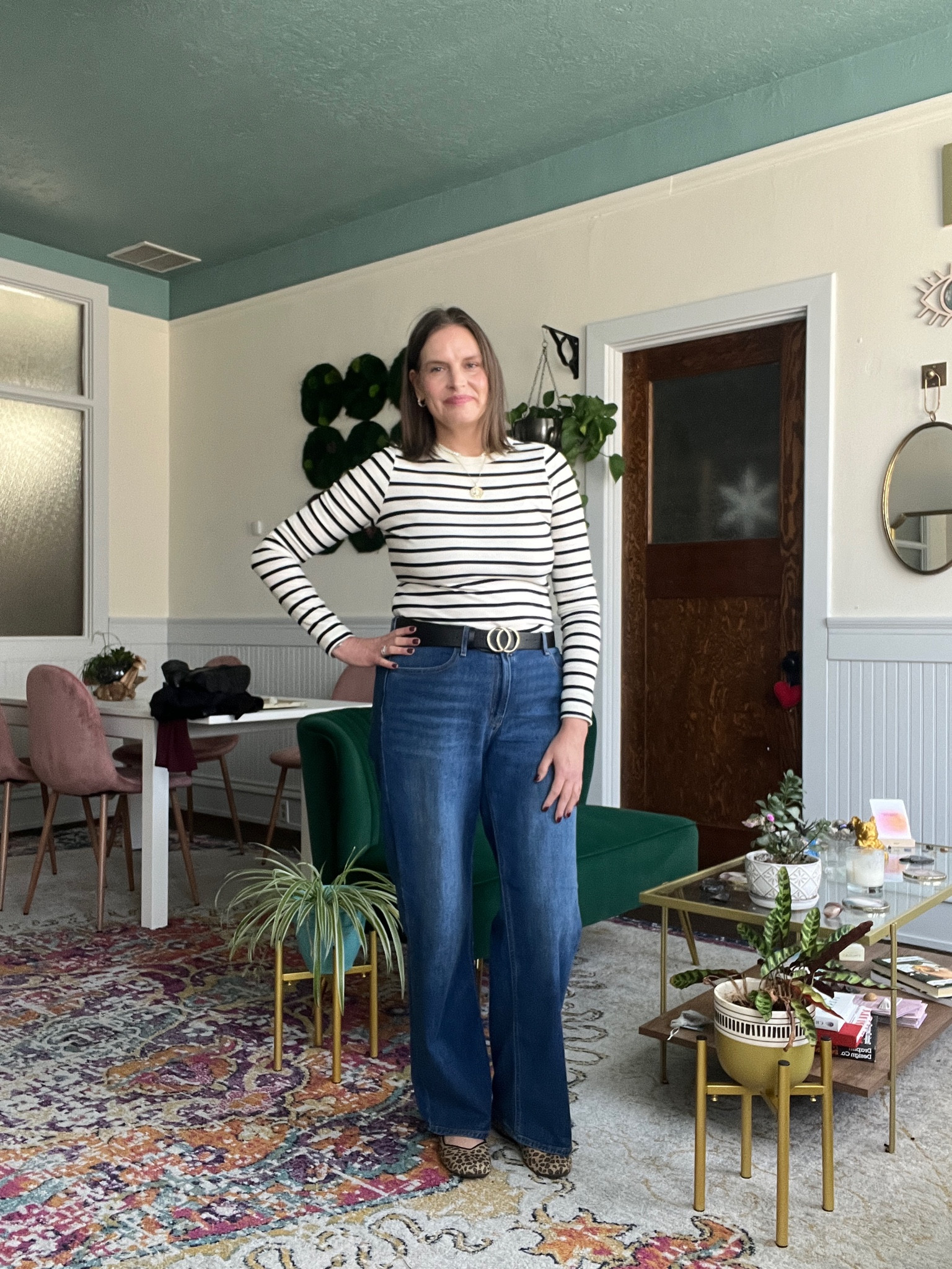 Wide leg jean looks for fall 

#LTKMidsize #LTKOver40