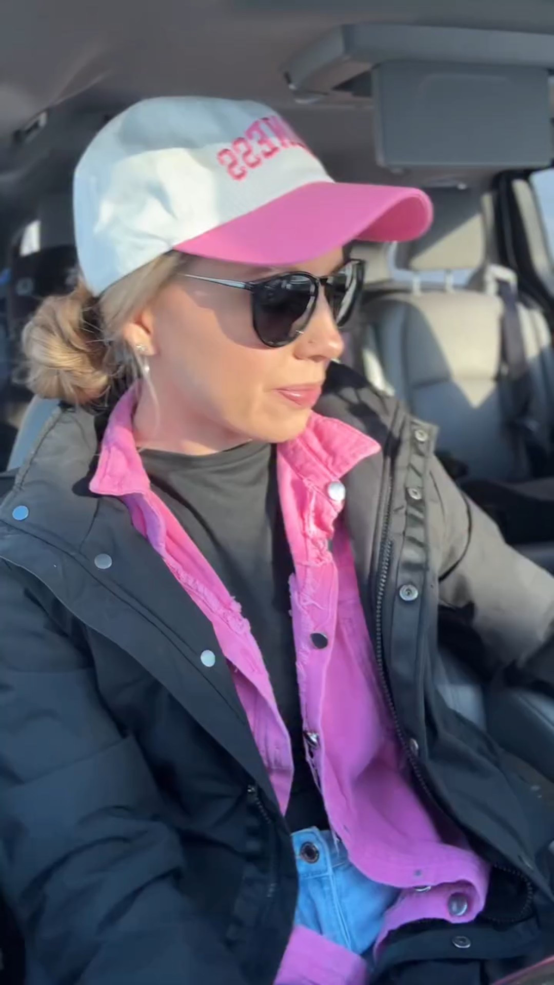 If I see you are a mom, I’m automatically following. Us mamas gotta stick together and support / encourage one another . Let’s grow together ✨
#momcommunity #motherhood #momcreator #momlife #smallcreator