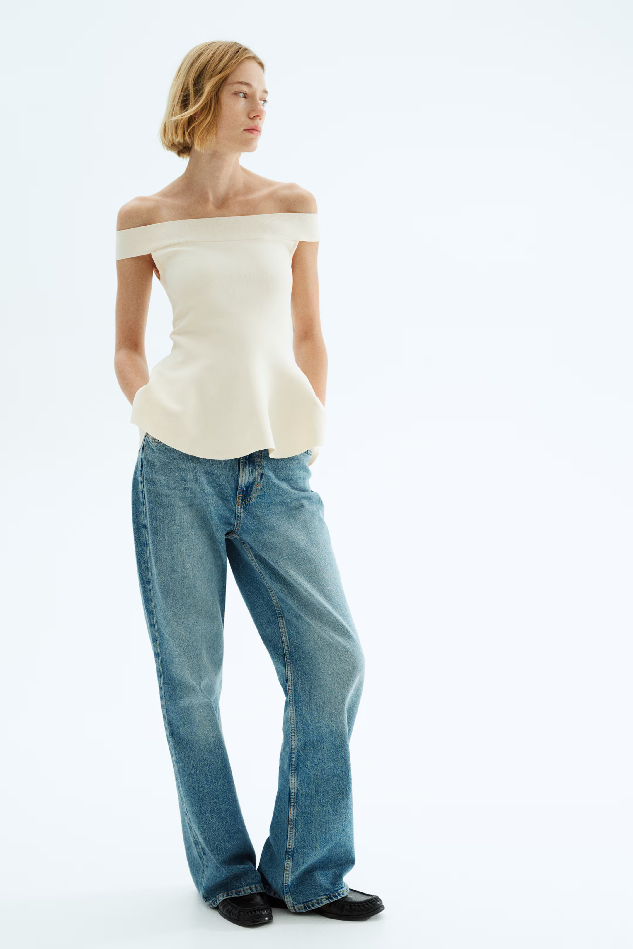 Off-the-shoulder peplum top | H&M (UK, MY, IN, SG, PH, TW, HK)