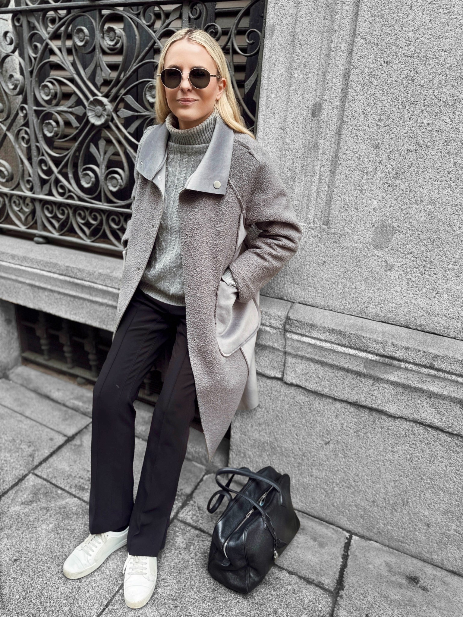 Nos vamos de Madrid un día gris, de lluvia y volvemos a un solazo, días largos y flores. Que maravilla!
Estas fotos no las pude subir antes de irme así que lo hago ahora y ya os toca contenido del viaje!

————————————————-

We left Madrid in the midst of winter and we come back to springtime, I couldn’t be happier! 
Pictures I never got to post before leaving so I am posting now before giving you a big dose of  pictures from our trip 
.
.
.
.


#LTKwinter #LTKeurope