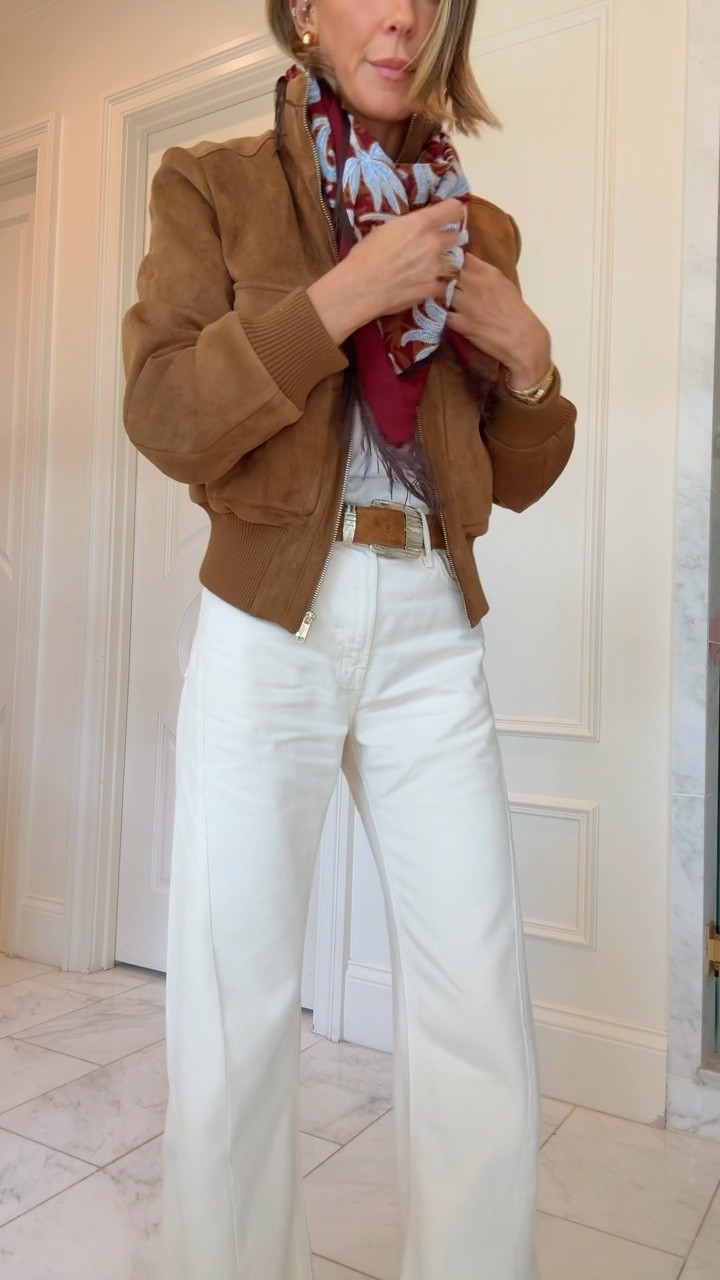 Styling these wide leg jeans for fall