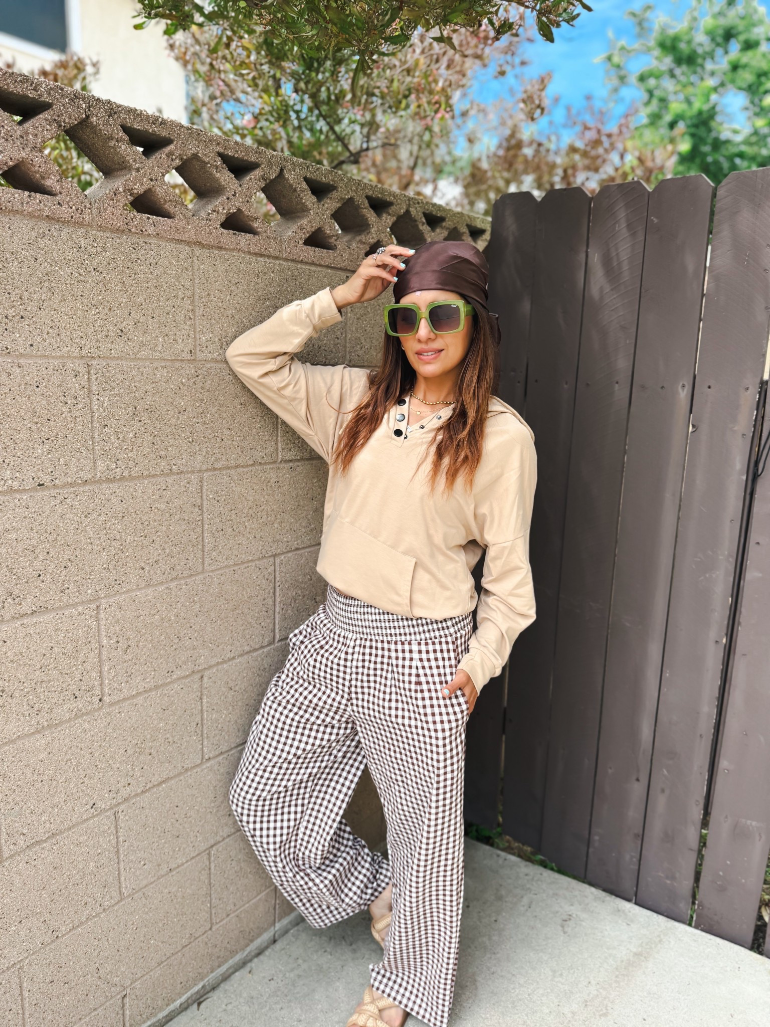 Easy everyday outfit but make it chic 🤍✨
I styled this oversized tee tucked under my bra for that effortless, cinched look (trust me… game changer 🙌). Paired it with these lightweight gingham pants for the perfect casual + put-together vibe.

This is my go-to for running errands, coffee runs, or just feeling cute and comfy without trying too hard. Add a statement sunglass + pop of color bag and you’re instantly elevated 💙

Everything is easy to mix, match, and rewear all season long!


casual outfit, everyday style, oversized tee outfit, t shirt styling hack, tucked shirt trick, gingham pants outfit, spring outfit ideas, summer casual look, mom style outfit, effortless chic outfit, comfy outfit ideas, relaxed fit outfit, neutral outfit with pop of color, street style casual, minimal chic outfit, airport outfit idea, coffee run outfit, laid back fashion, simple outfit inspo

#casualstyle #everydayoutfit #ootdstyle #springoutfits #summerstyle #effortlessstyle #momstyle #comfychic #outfitinspo #ltkstyle #ltkfashion #amazonstyle #ginghamstyle #neutralstyle #streetstyle

#LTKmomlife #LTKootd #LTKSeasonal