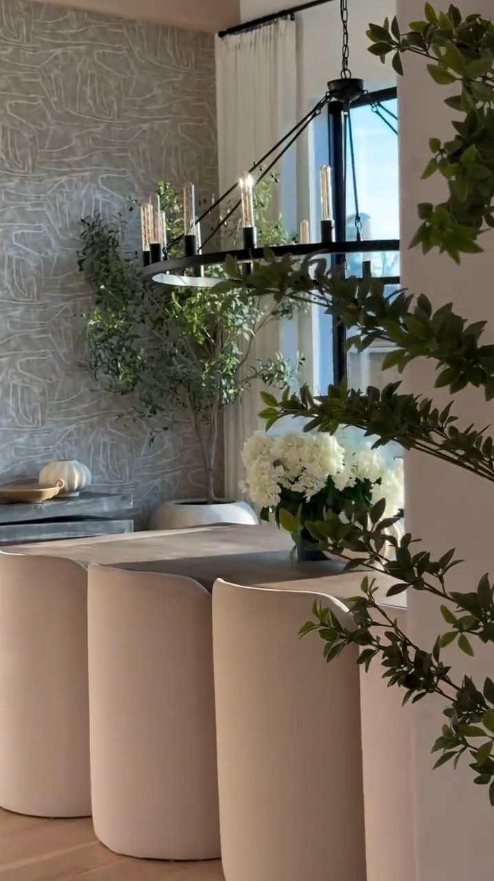 Tall, slender olive trees are one of my favorite decor staples.
They instantly bring life into a space, which is why I have them throughout my home 😆 This one is truly a
masterpiece. It has a different silhouette: fuller, incredibly realistic, and makes such a beautiful statement.

I’ve linked the exact products for easy shopping! 😉

#LTKSaleAlert #LTKHome