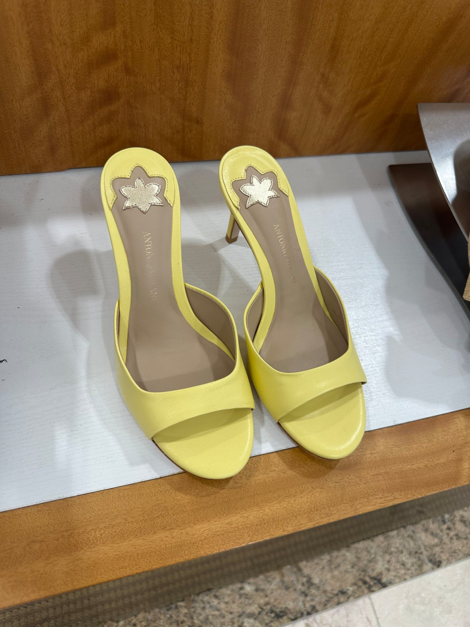 #kittenheels #summerheel #fashion #inspo

#LTKShoeCrush #LTKSeasonal #LTKWatchNow