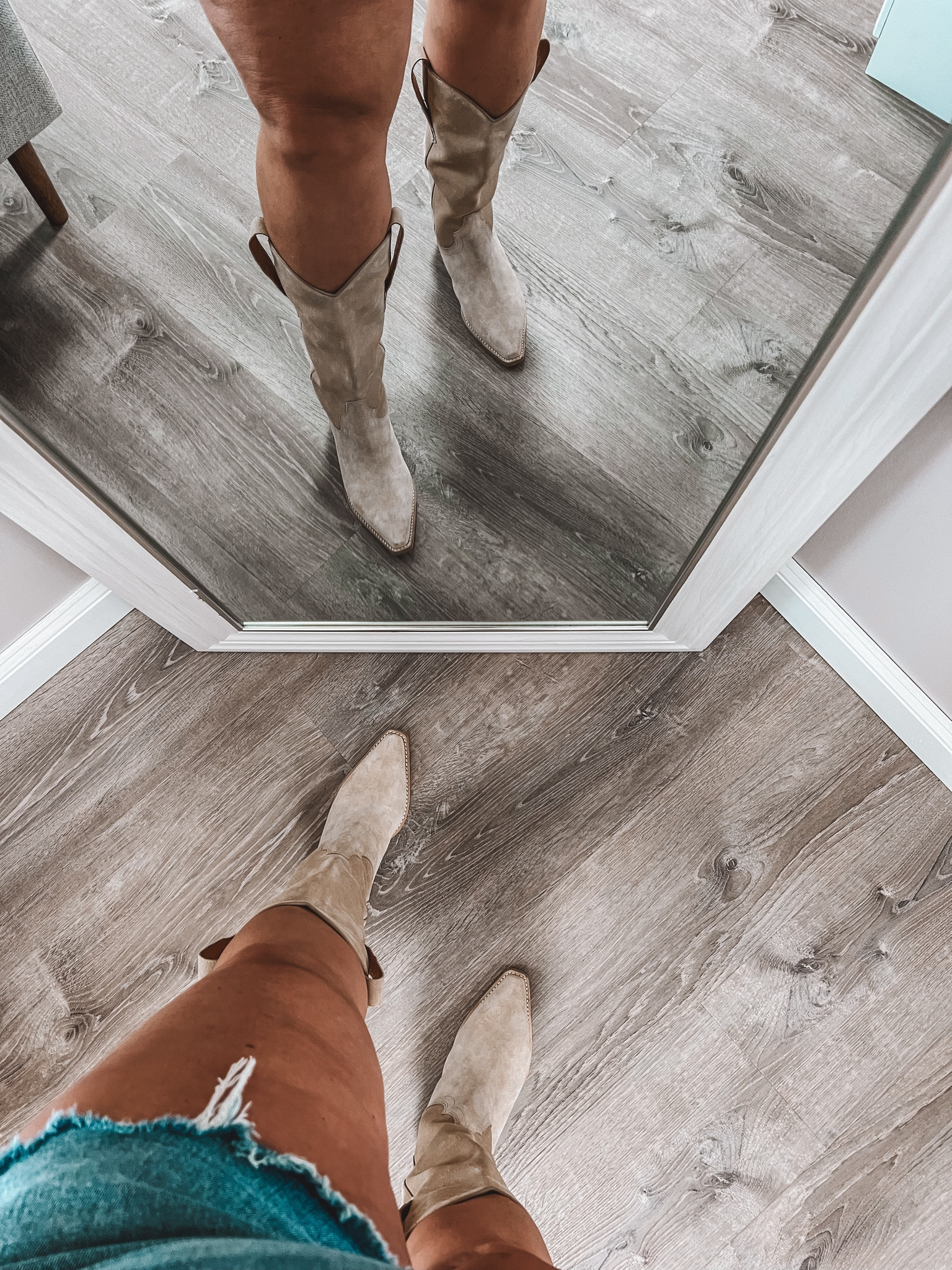 Grab you some boots and let’s go dancing! 

Boots
Fall boots
Cowboy boots
Western boots


#LTKOver40 #LTKSeasonal #LTKShoeCrush