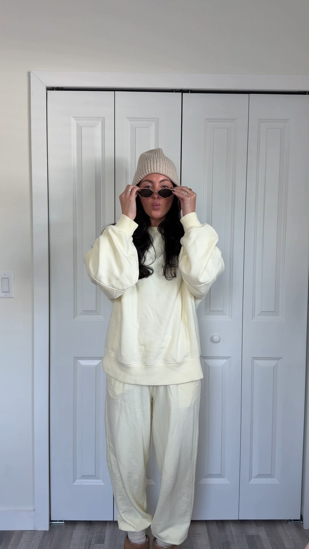 How I am staying cozy in @aerie during Florida’s winter 🌟🩵🌊☀️✨ #AerieREAL #AeriePartner #ad #winterfashion #winterootd 