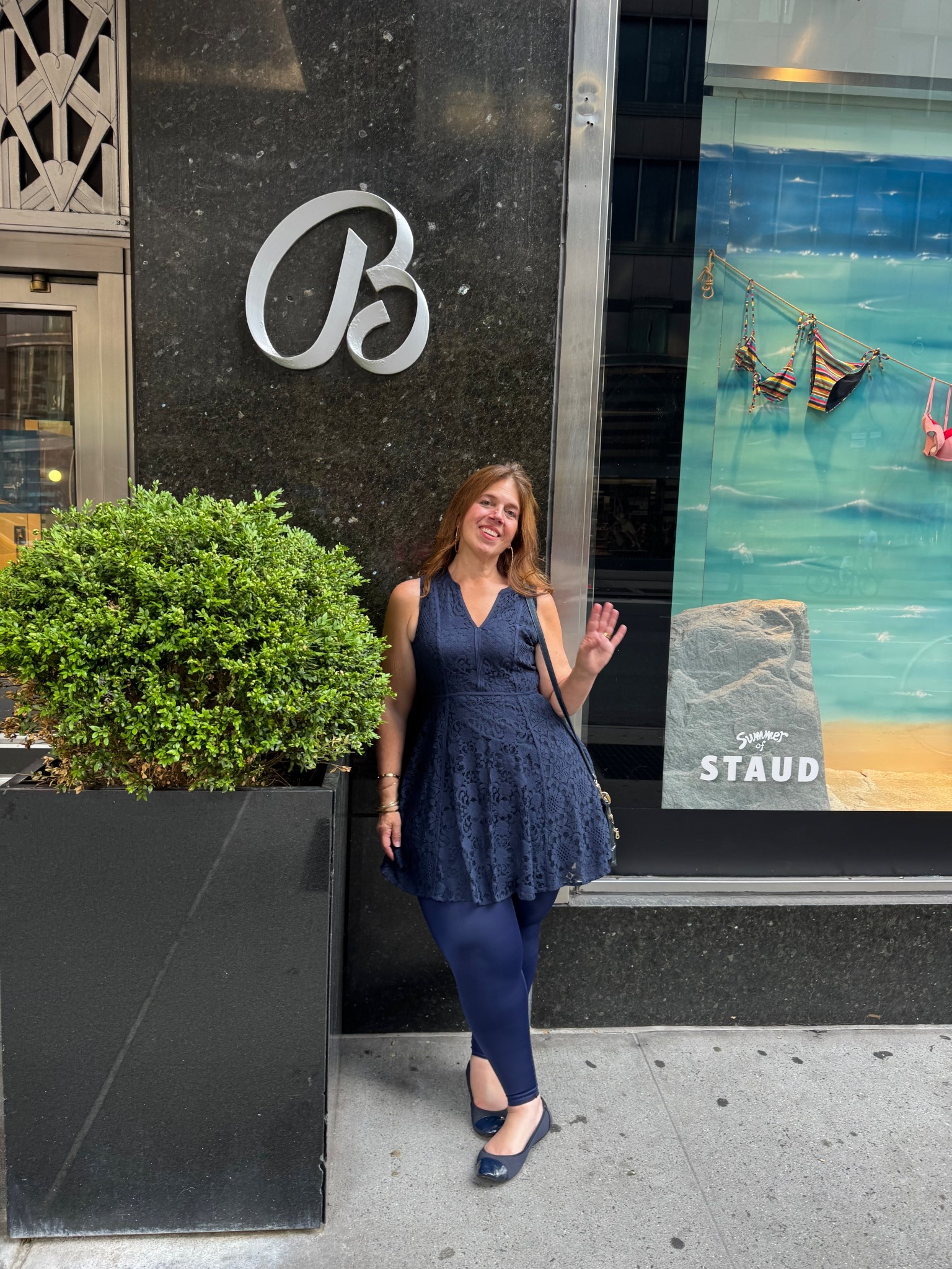 Hey 👋 

How’ve ya been?

I’ve been keeping extremely busy and on the go! Trying to stay cool in this summer heat.

What do you do to stay cool in the summer?



#LTKOver40 #LTKMidsize #LTKSeasonal