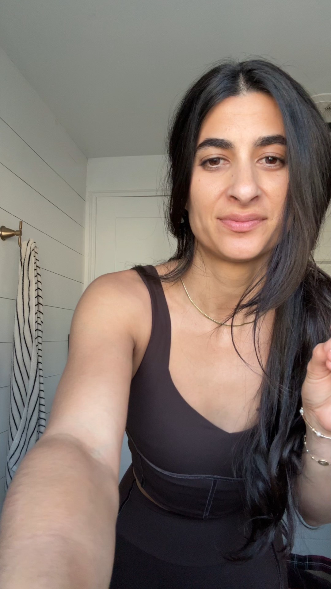 Abercrombie active wear! Apparently I like the color brown 
Wearing sizes: 
small in workout set 
small in sweats 
Large in hoodie 
Small in tank 


#LTKActive