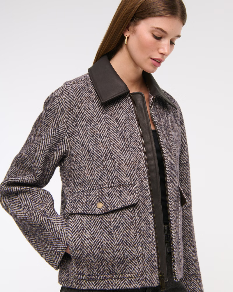 Short Wool-Blend Workwear Coat | Abercrombie & Fitch (US)
