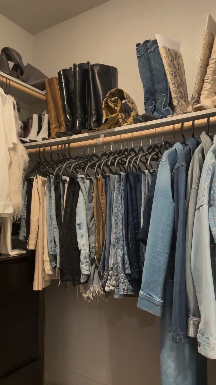Stylist advice: 
Feeling stuck in your closet?

#ClosetOverhaul #WardrobeTips #StyleHelp #StylistAdvice #FashionTips 



#LTKootd #LTKWorkwear