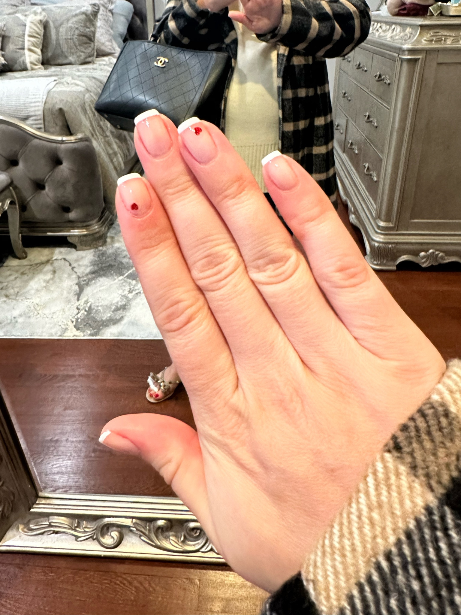 Valentine’s Day nails 

#LTKbeauty #LTKfindsunder50 #LTKstyletip