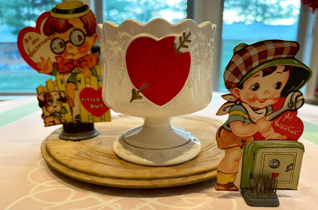 Vintage Heart Planter Vase With Scalloped Edge Valentine Fine A Quality - Etsy | Etsy (US)