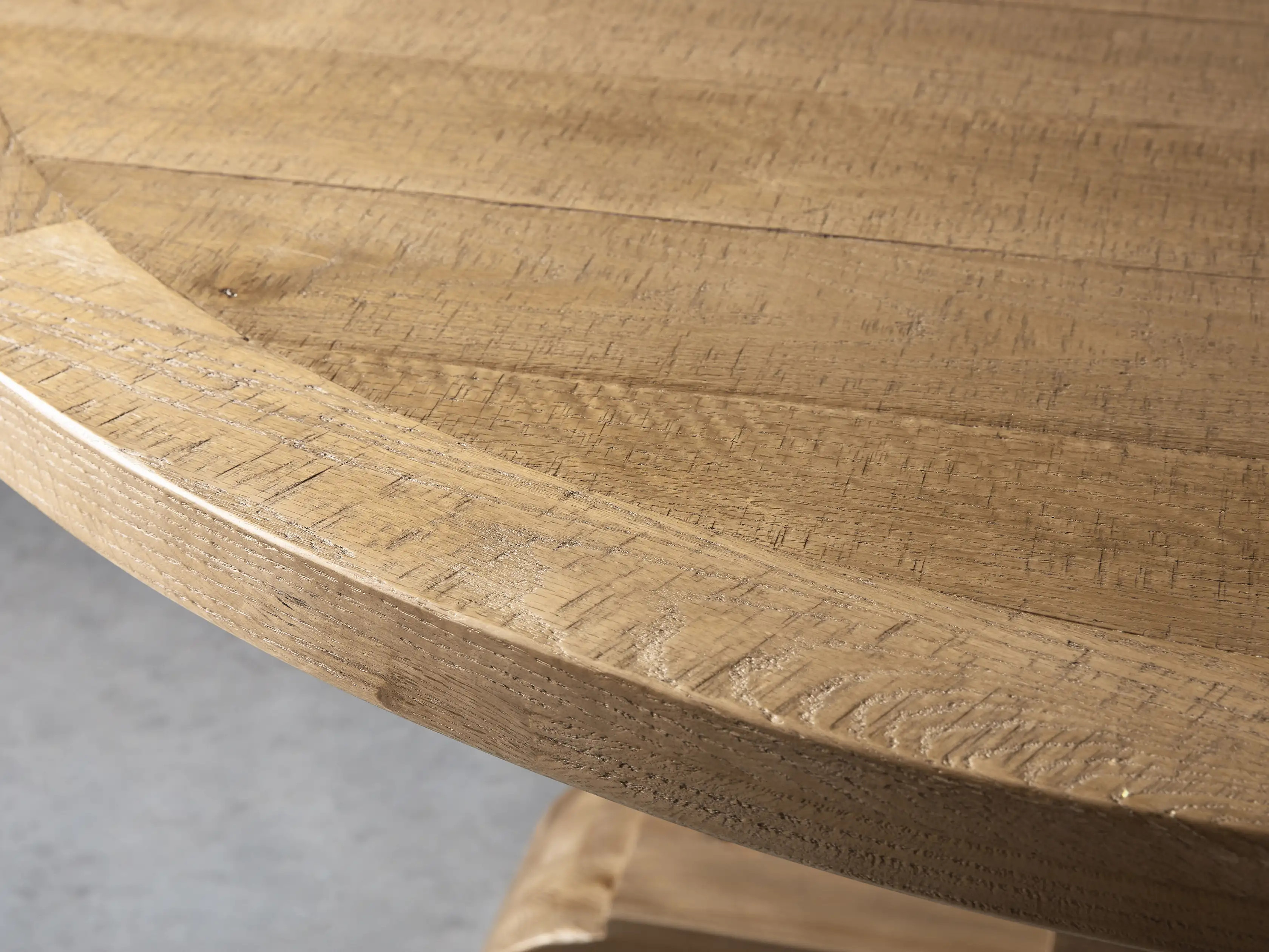 Kensington Round Dining Table | Arhaus | Arhaus