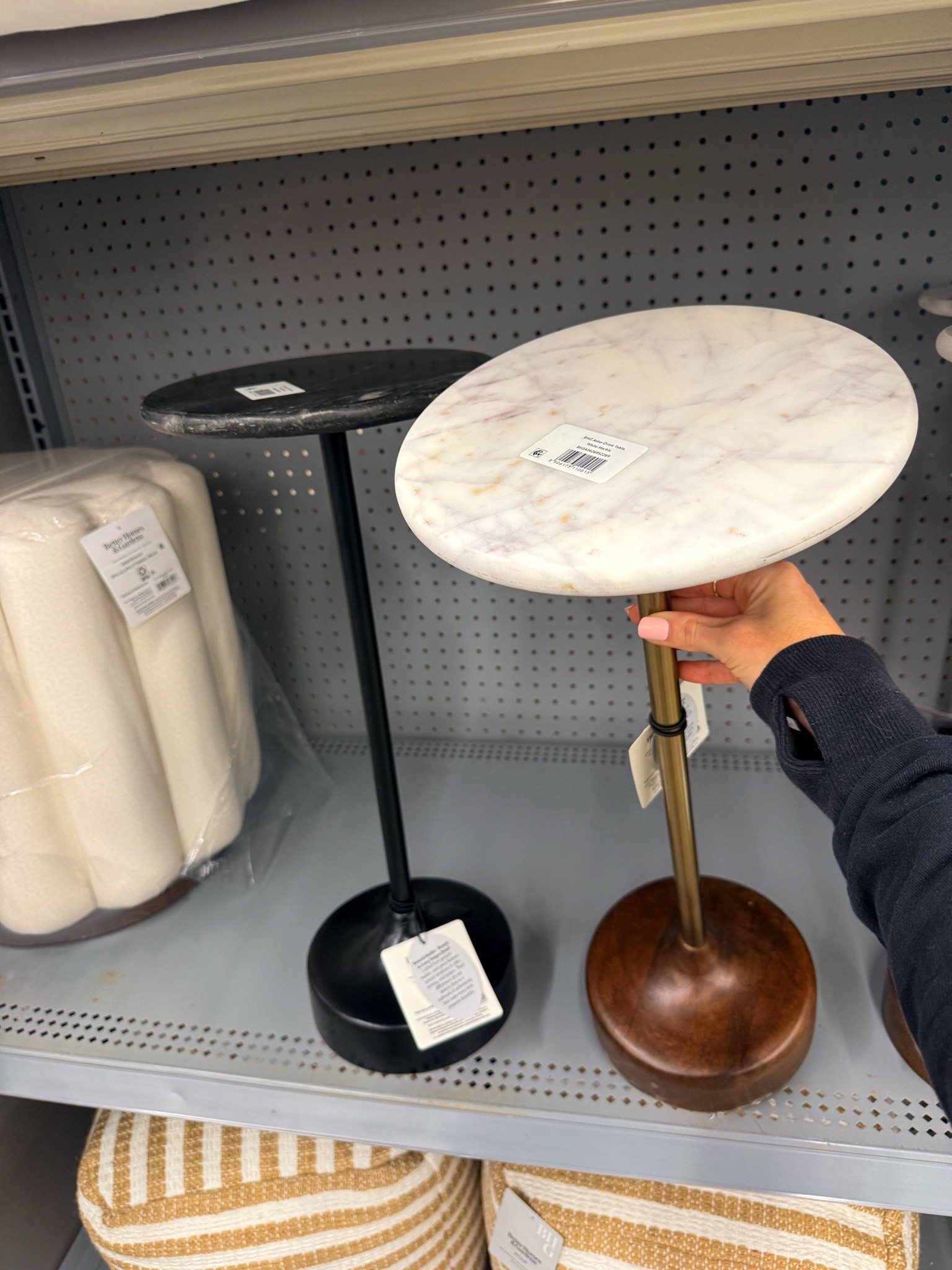 LOVE! 😍 new marble drink tables at Walmart! Stain resistant and lightweight!, but still durable!





#walmart #walmartfinds #walmartfashion #walmartstyle #walmarthome #betterhomesandgardens #homerefresh #spring #springrefresh #home #homedecor #homefinds #style #bookcase #lamp #scallopedbowls #kitchen #design #interiordesign #betterhomesandgardens #pioneerwoman #newarrivals #homeaccents #LTKSpringSale #table #sidetable #drinktable #betterhomesandgardens #homefinds #homedecor #furniture #endtable #marble #marbletable

#LTKvlog #LTKHome #LTKSaleAlert