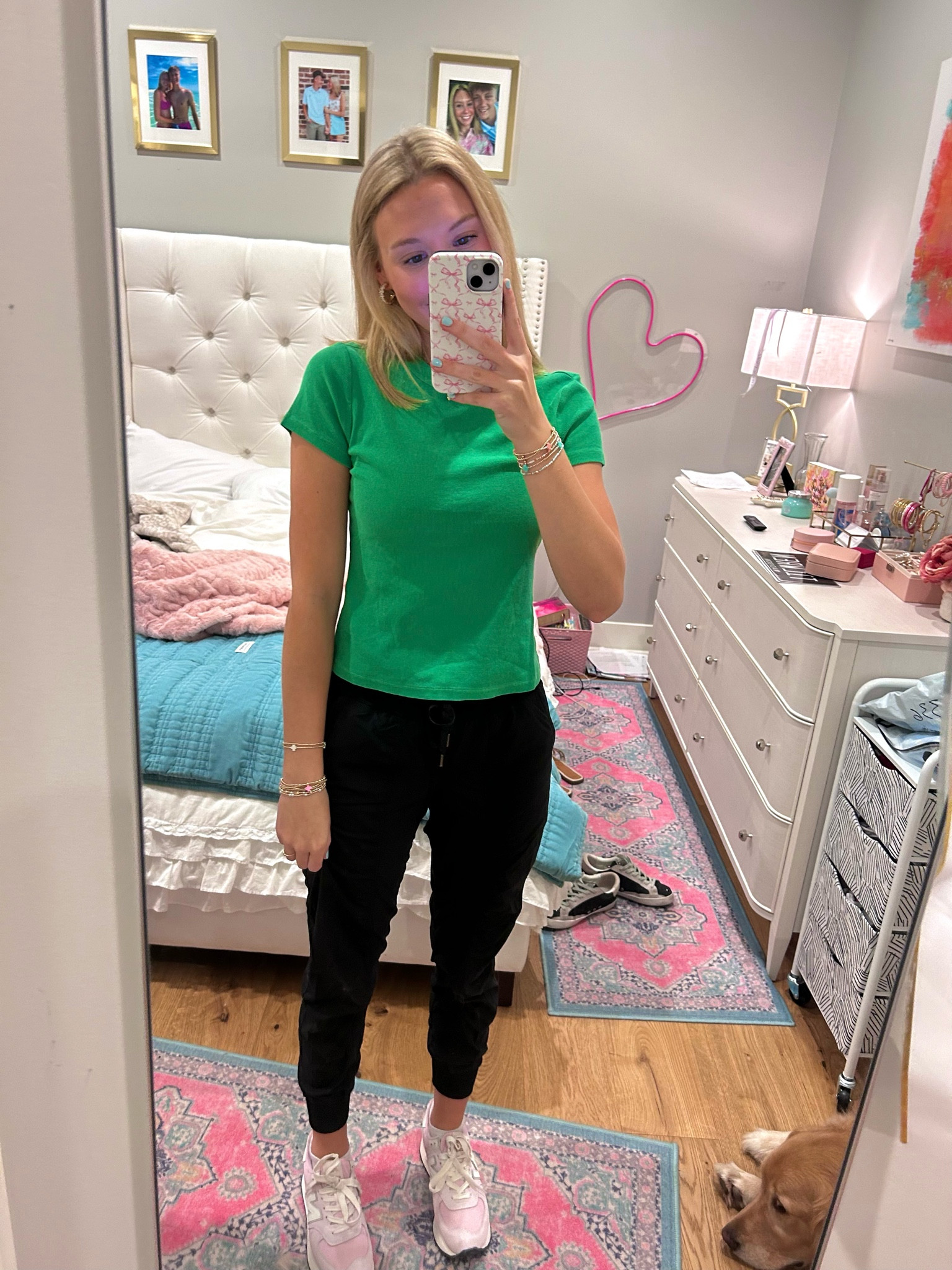size small in top size 4 in joggers!!