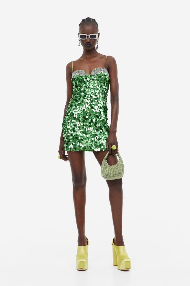 Vestido corto de lentejuelas | H&M (FR, IT, ES, PT, BE)