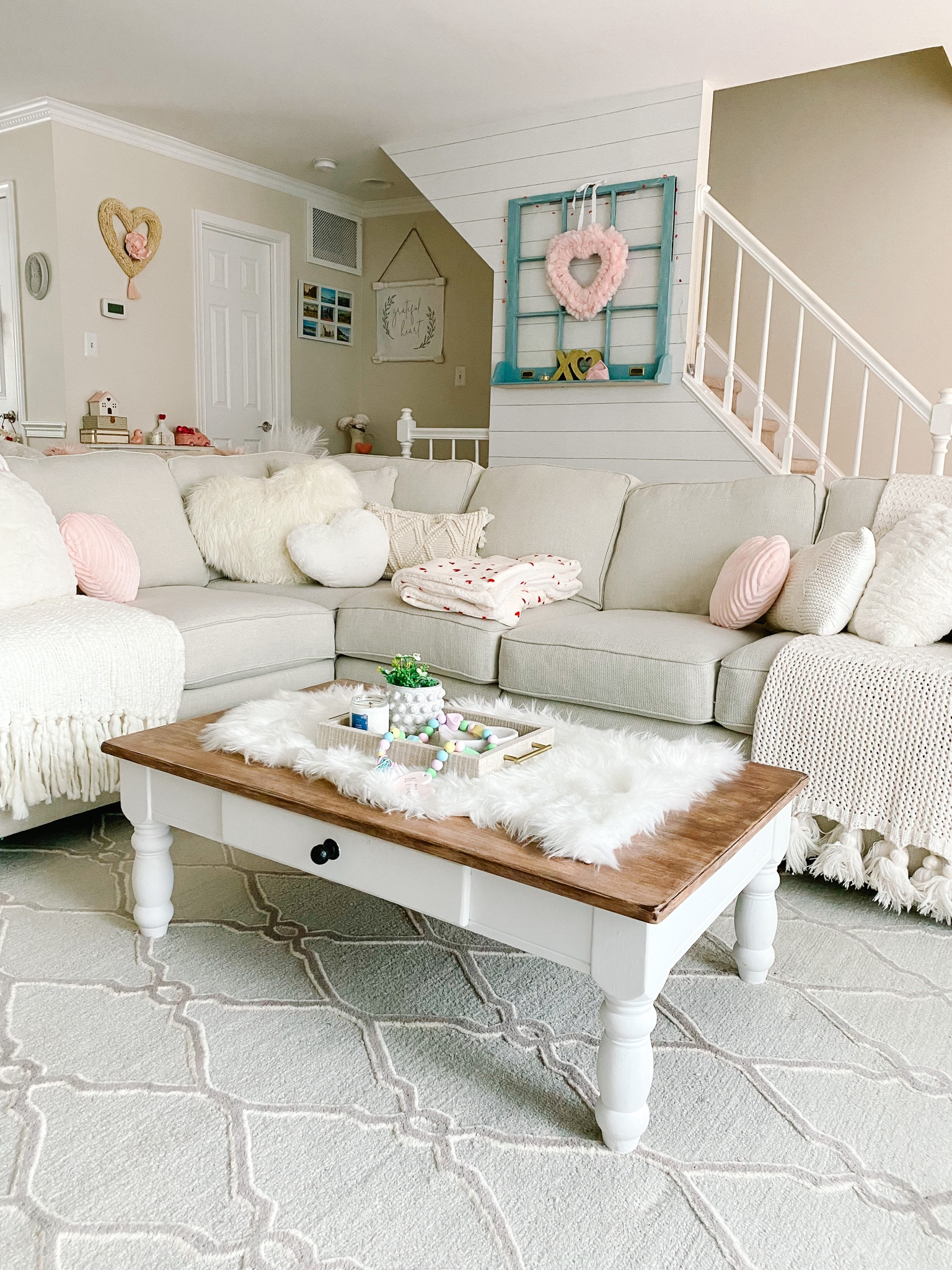 Valentines Day Living Room Decor 

#LTKhome #LTKSeasonal #LTKGiftGuide