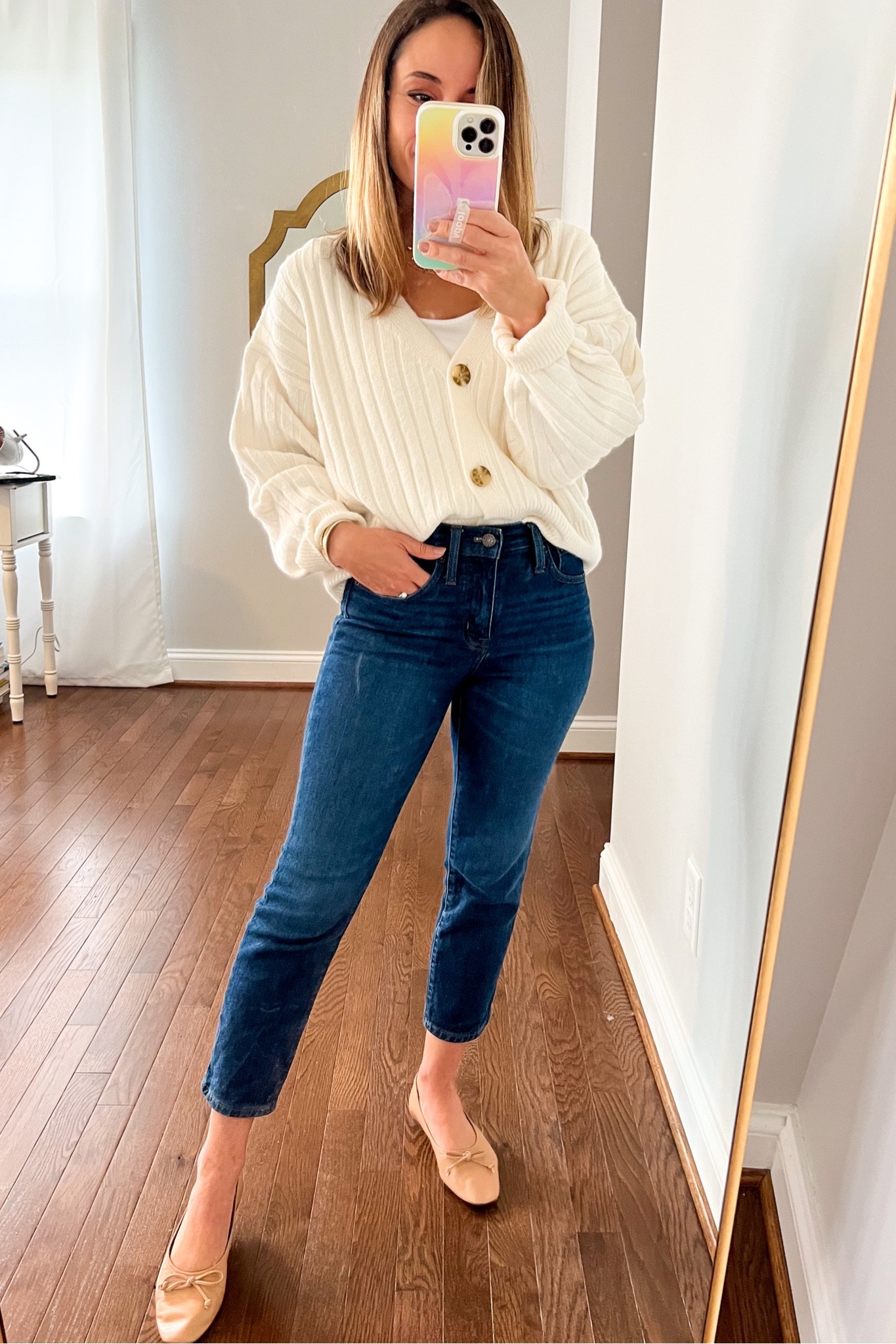 Daily outfit 

Sweater xs, very oversized 
T shirt petite xxs
Jeans petite 24 true to size 

#LTKSeasonal