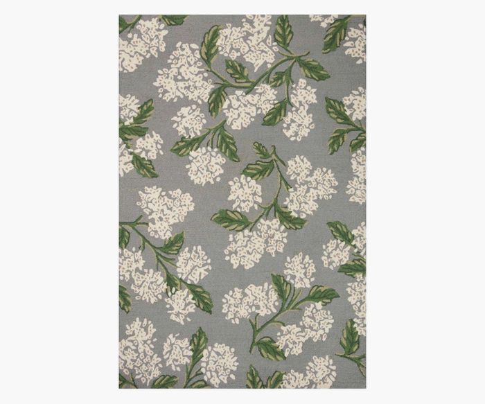 Joie Hydrangea Grey Wool-Hooked Rug | Rifle Paper Co.