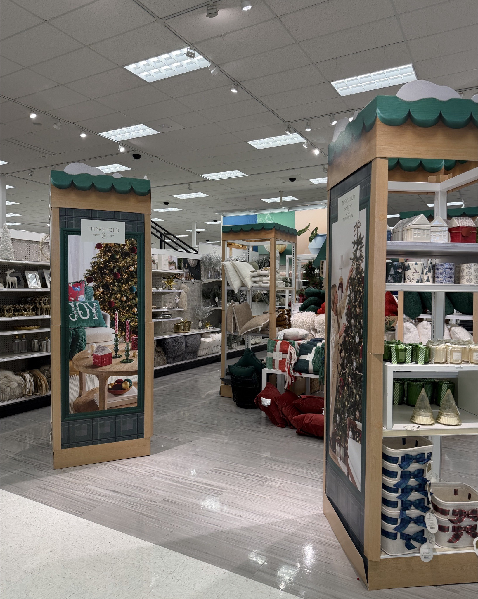 Select holiday decor @target 30% off #targetstyle 

Christmas decor, holiday decor, target finds 

#LTKSeasonal #LTKSaleAlert #LTKHoliday