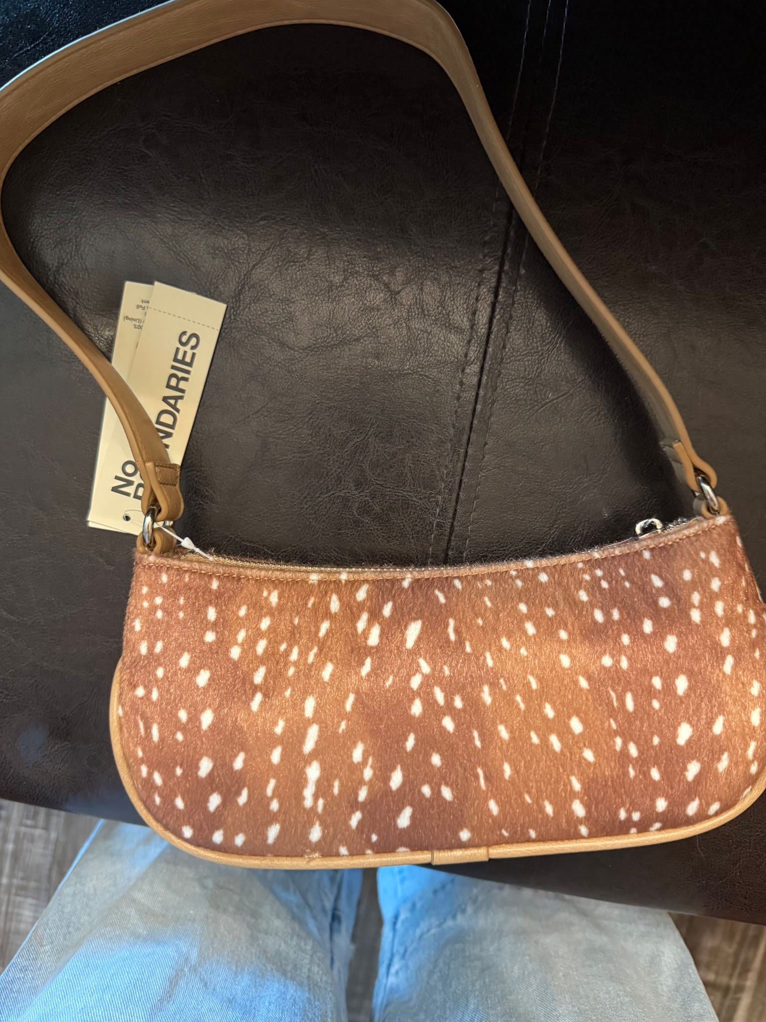 New handbag 👜 🤍🤎 loving this fawn animal print which I believe is trending for spring 🌾 


#fawn #trendalert #trendy #trendystyle #trendyhandbag #2000svibes #2000s #y2k #y2kstyle #shoulderbag #newbag #walmart #walmartstyle #walmartfashion #LTKbag

#LTKdayinmylife #LTKSeasonal