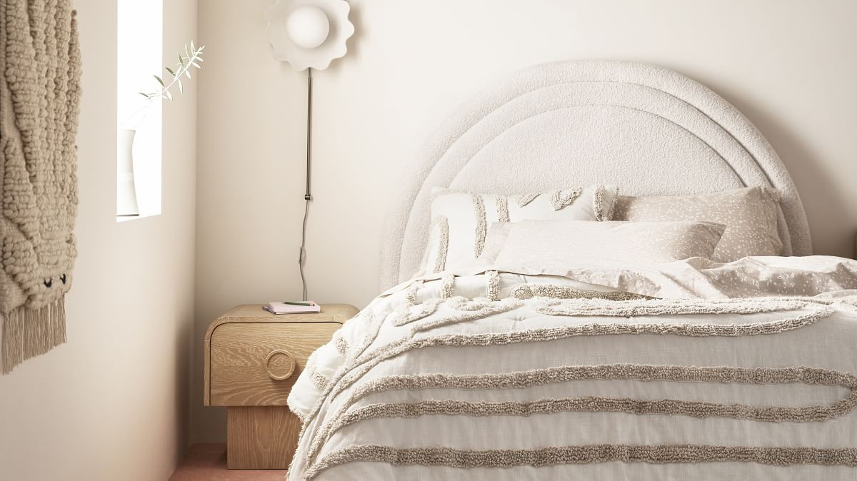 Sarah Sherman Samuel Knob Nightstand (19") | West Elm (US)