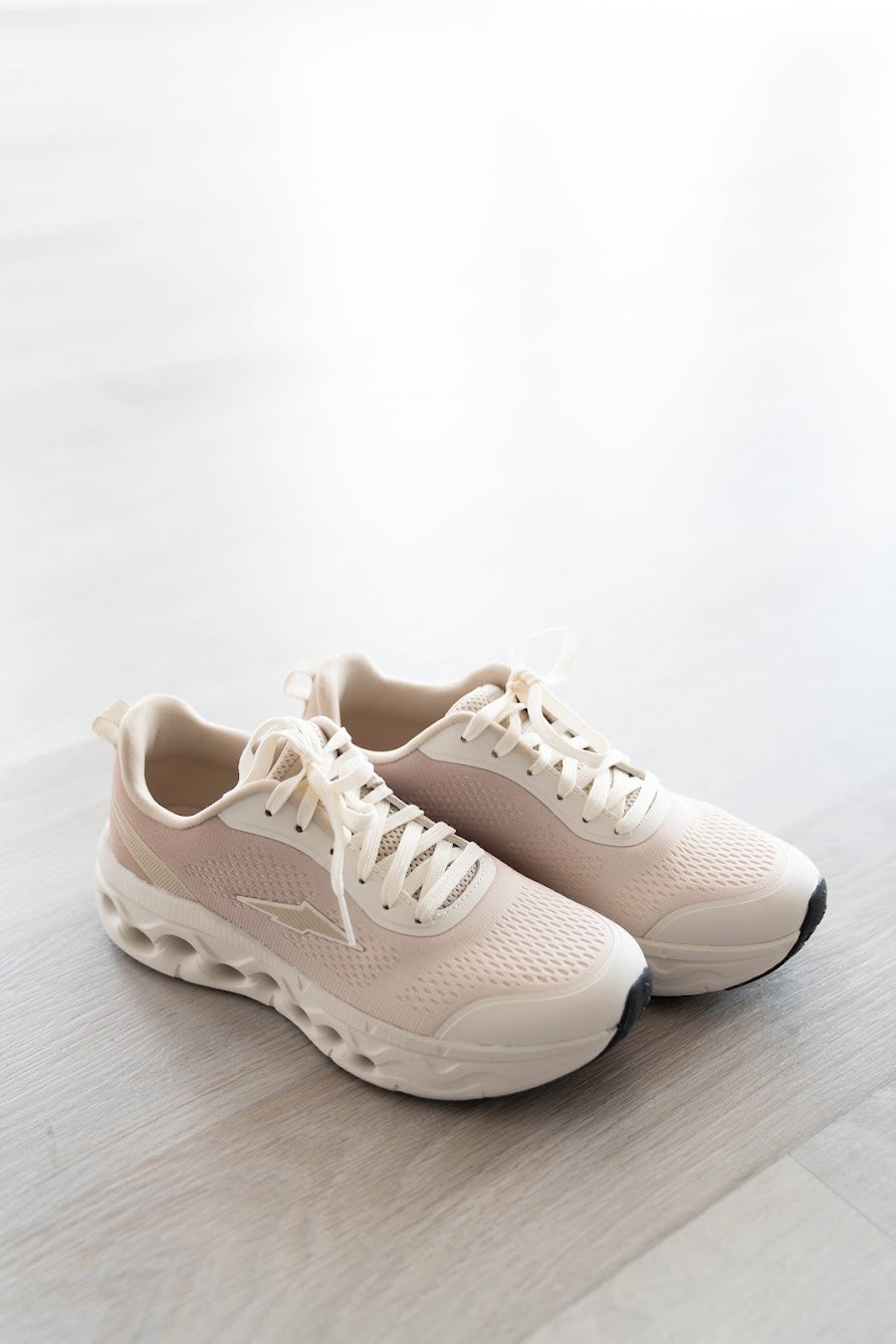 White sneakers

Sports mom outfits

Amazon fashion  tennis skirt  tennis dress  sandals, trendy outfits  spring fashion  summer outfit  mom outfit  activewear  athleisure  


#LTKmomlife #LTKgrwm #LTKootd